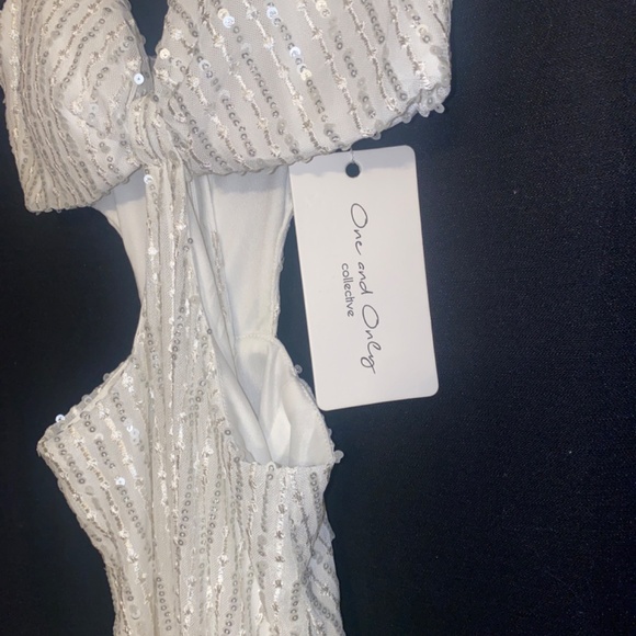 Beautiful sequin Christmas dress. Pictures give it no justice same day delivery - Picture 6 of 13